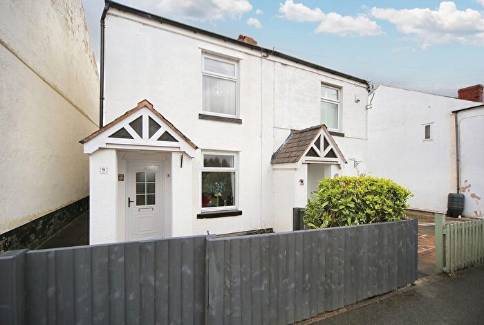 2 Bedroom Semi-Detached House For Sale In Platt Lane, Standish, WN1