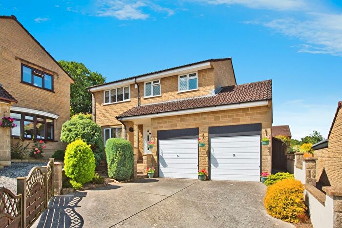 4 Bedroom Detached House For Sale In The Laurels, Crewkerne, TA18