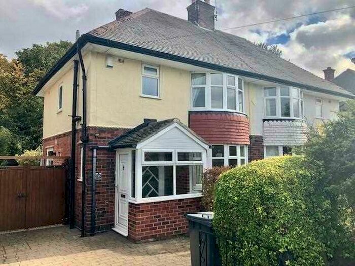 3 Bedroom House To Rent In Greenbank Drive, S40