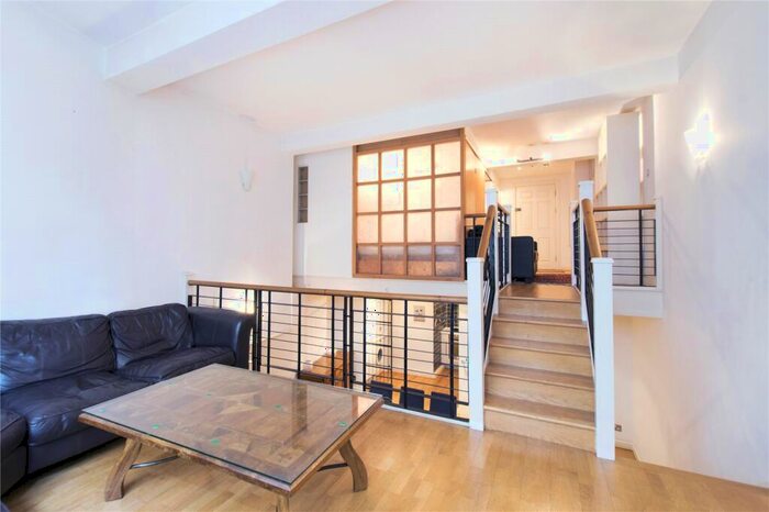3 Bedroom Apartment To Rent In City Road, London, EC1V