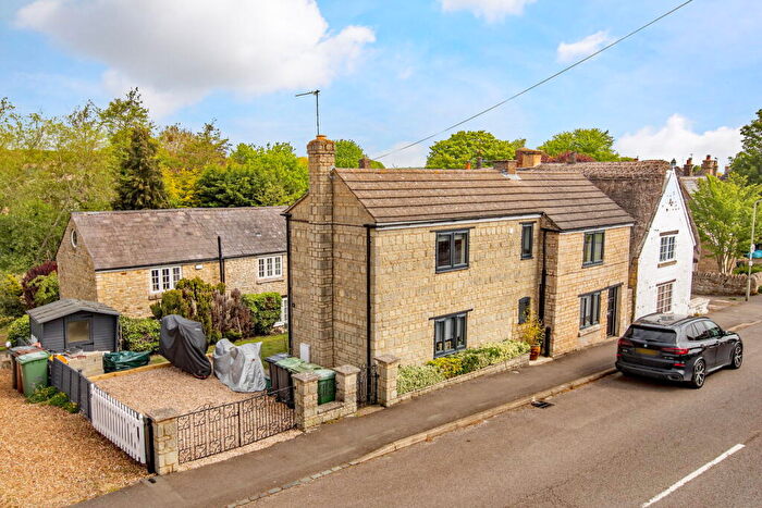 3 Bedroom Cottage For Sale In Corby Road, Weldon, Northamptonshire, NN17