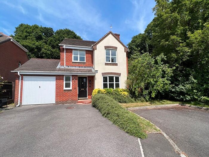 4 Bedroom Detached House To Rent In Wood End Way, Knightwood Park, Chandler's Ford, Hampshire, SO53