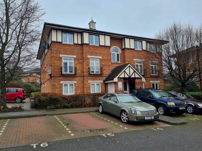 1 Bedroom Flat To Rent In Heton Gardens, London, NW4