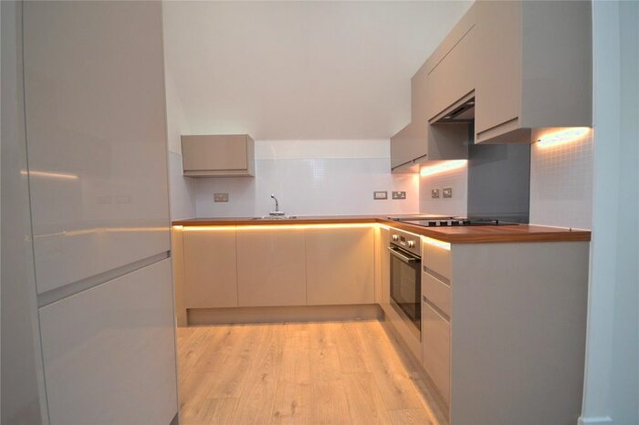 1 Bedroom Studio To Rent In Godfreys Mews, Chelmsford, Essex, CM2