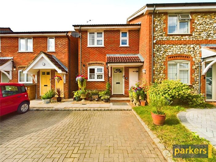 2 Bedroom Semi-Detached House For Sale In Jarvis Drive, Twyford, Reading, Berkshire, RG10