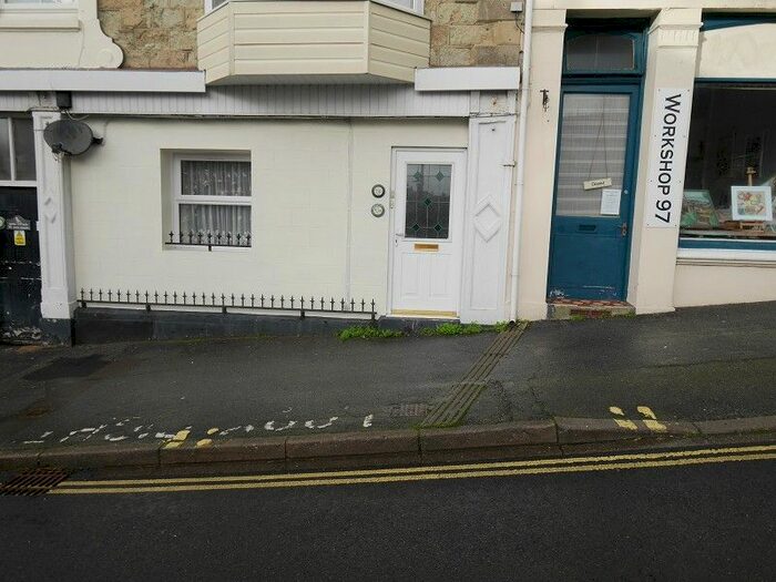 2 Bedroom Flat To Rent In High Street, Ventnor, Isle Of Wight., PO38