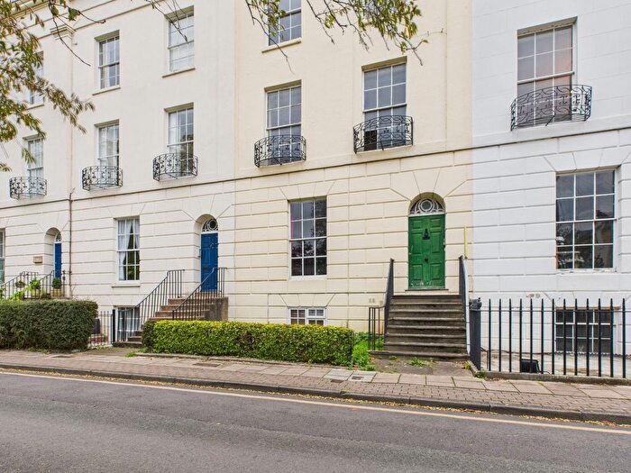 1 Bedroom Flat To Rent In , Brunswick Square, GL1
