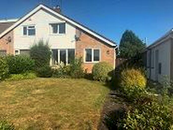2 Bedroom Semi-Detached House To Rent In Churchcroft, Roade, NN7