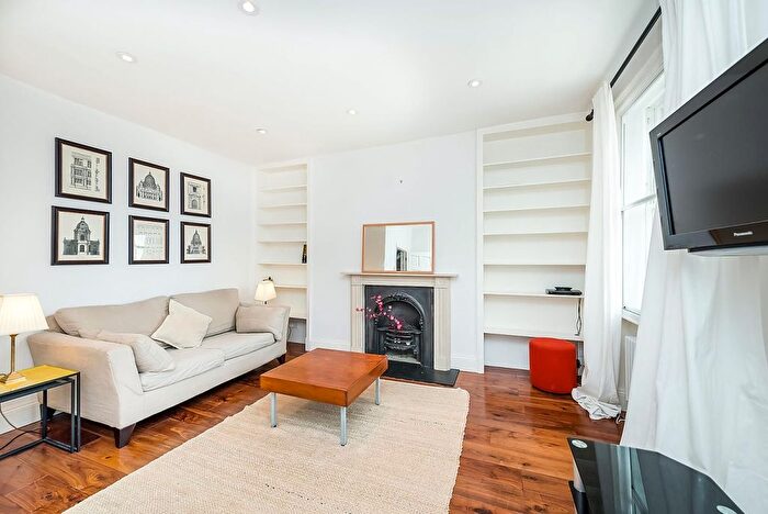 2 Bedroom Flat To Rent In Stamford Street, London, SE1