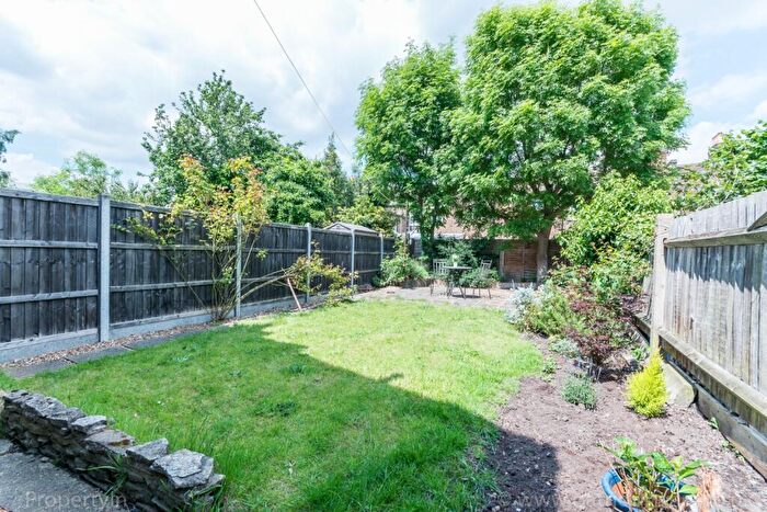 1 Bedroom Flat To Rent In Hansler Road London, SE22