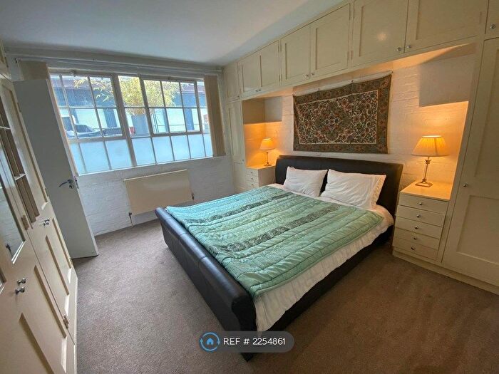 2 Bedroom Flat To Rent In Fullwood's Mews, Hoxton, N1