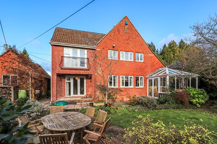 4 Bedroom Country House For Sale In High Lane, Broad Chalke, Salisbury, Wiltshire, SP5