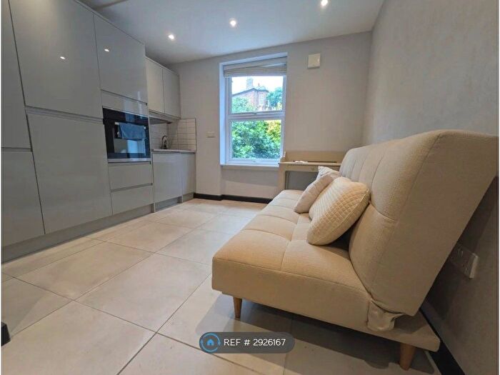 1 Bedroom Flat To Rent In Archway Road, London, N6