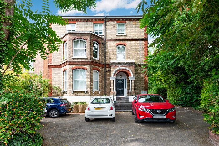 1 Bedroom Flat To Rent In Ewell Road, Surbiton, KT6