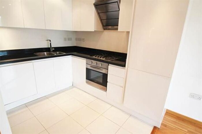 1 Bedroom Flat To Rent In Pinner Road, Harrow, HA1