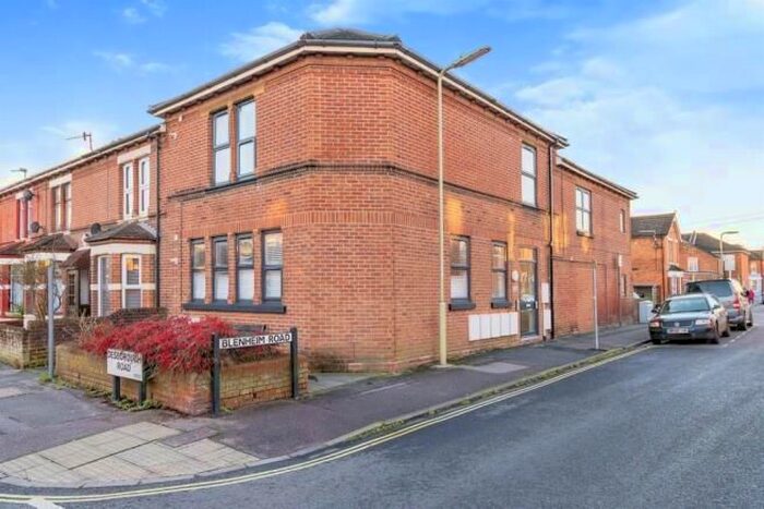 1 Bedroom Flat To Rent In Desborough Road, Eastleigh, SO50