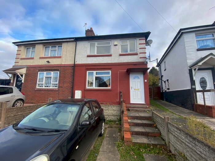 3 Bedroom House To Rent In Mushroom Hall Road, Oldbury, B68