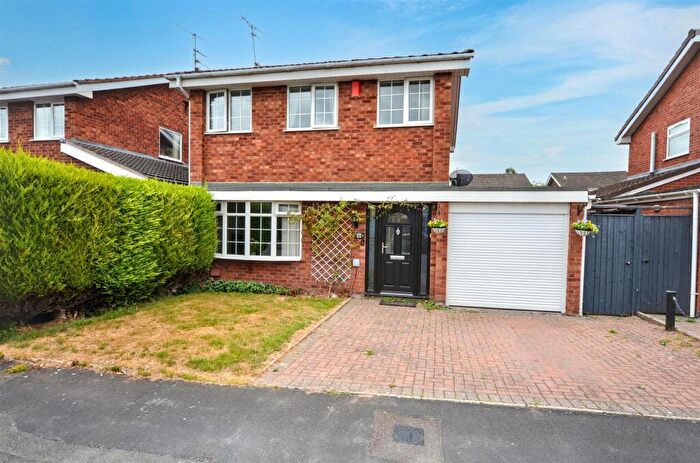 4 Bedroom Detached House For Sale In Greenway Avenue, Stone, ST15