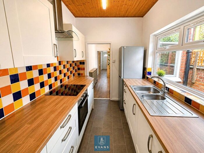 2 Bedroom Terraced House For Sale In Broomfield Road, Earlsdon, Coventry, CV5