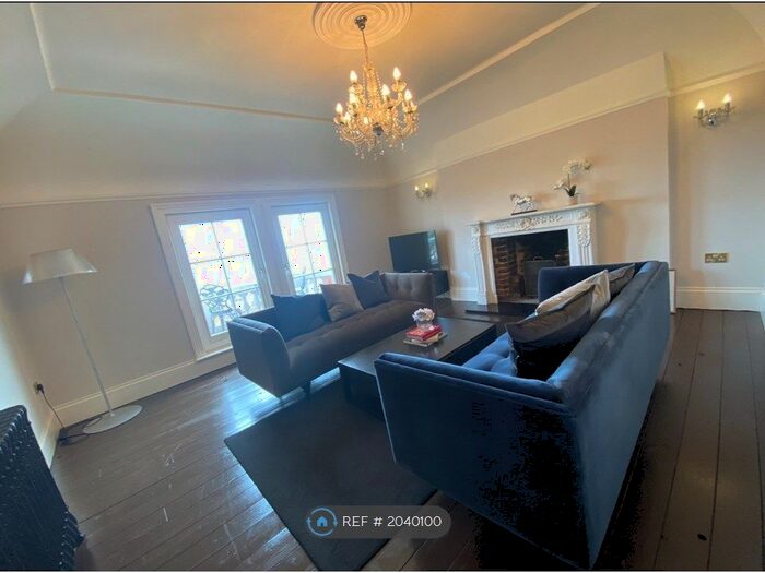 3 Bedroom Flat To Rent In The Mount, St. Leonards-On-Sea, TN38
