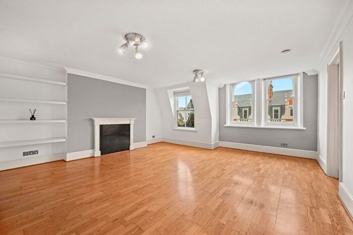 2 Bedroom Flat To Rent In Wigmore Street, South Marylebone, W1U