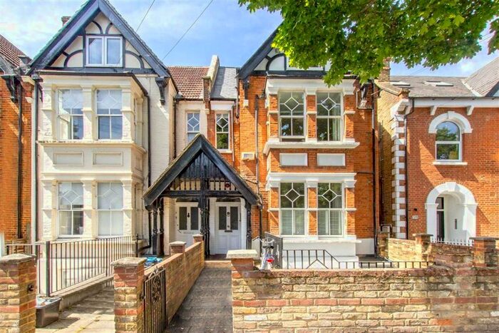 2 Bedroom Flat To Rent In Waldegrave Road, Teddington, TW11