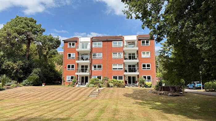 3 Bedroom Apartment For Sale In Balcombe Road, Branksome Park, BH13