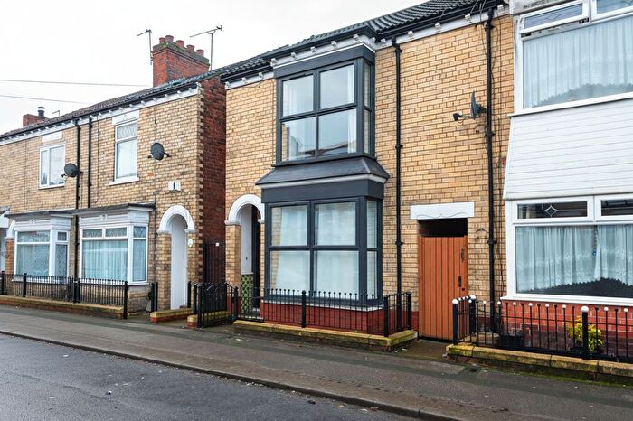 2 Bedroom End Terrace House For Sale In Stirling Street, Hull, HU3