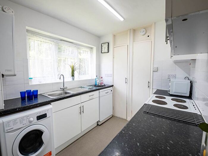 2 Bedroom Property To Rent In Beaconsfield Road, Canterbury, Kent, CT2