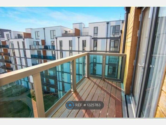 2 Bedroom Flat To Rent In Conrad Court, London, NW9