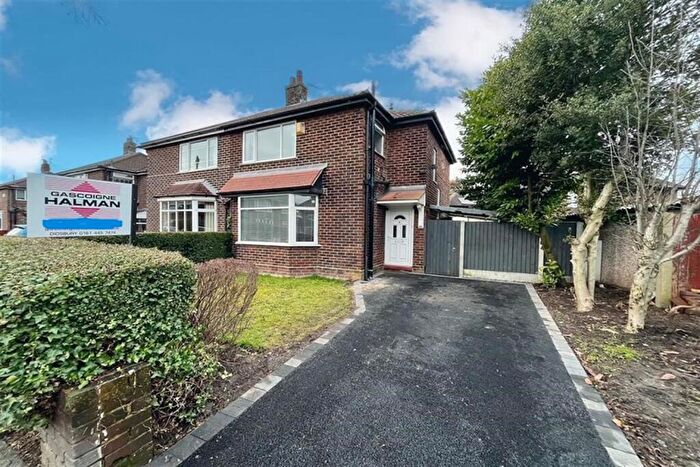 3 Bedroom Semi-Detached House To Rent In Roundwood Road, Manchester, M22