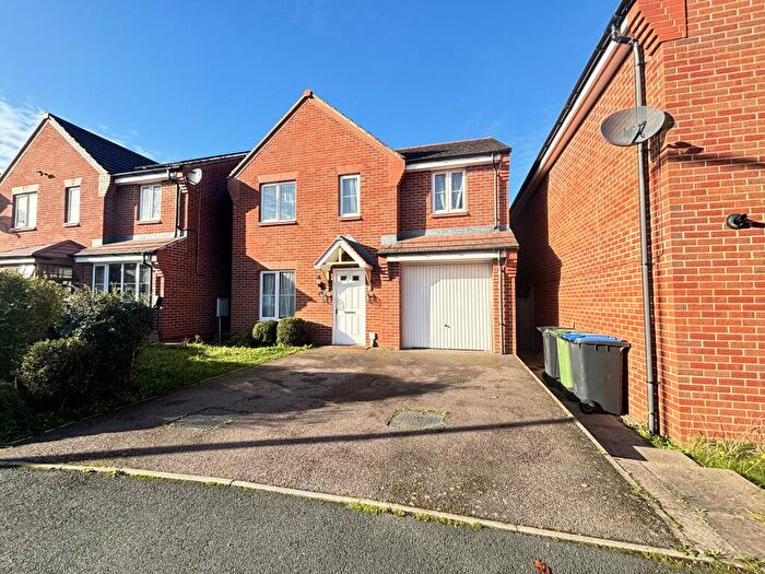 4 Bedroom House To Rent In Barnaby Road, Rugby, CV21