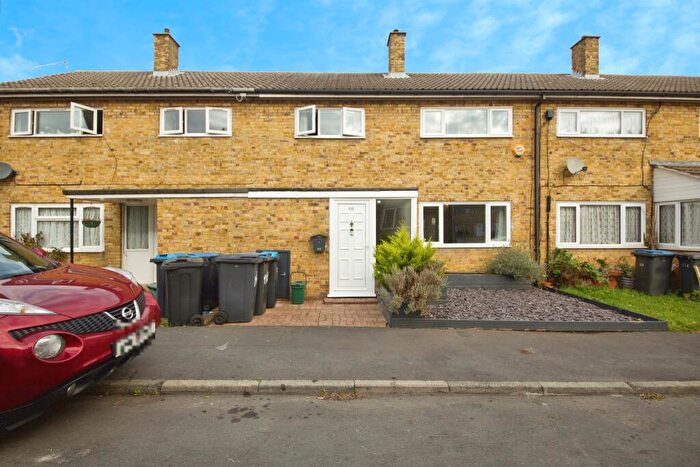 3 Bedroom Semi-Detached House For Sale In Church Leys, Harlow, CM18