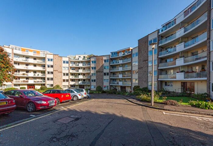 2 Bedroom Flat To Rent In Orchard Brae Avenue, Orchard Brae, Edinburgh, EH4
