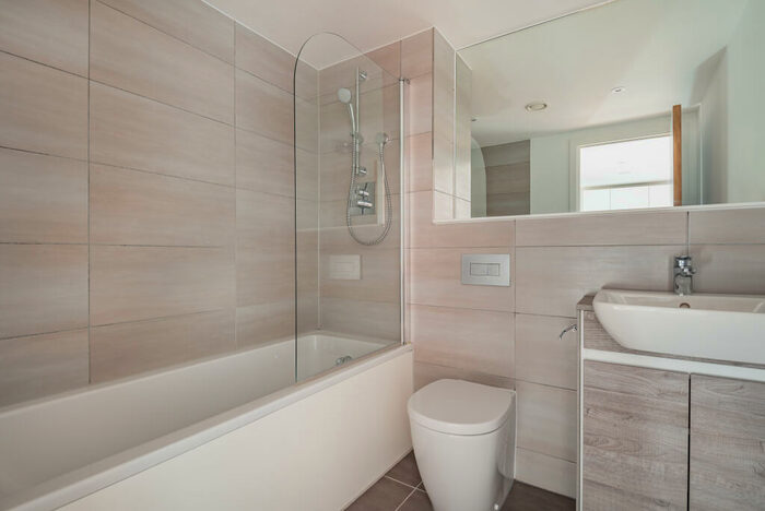 1 Bedroom Apartment To Rent In The Lansdowne, Hagley Road, Birmingham, B16