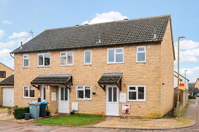 2 Bedroom Semi-Detached House To Rent In Thorney Leys, Witney, OX28