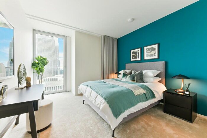 2 Bedroom Apartment To Rent In Newfoundland Place, London, E14