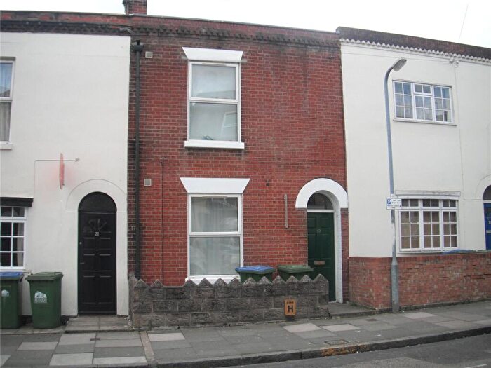 4 Bedroom Terraced House To Rent In Bellevue Road, Southampton, Hampshire, SO15