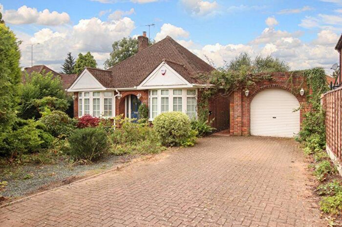 2 Bedroom Detached Bungalow For Sale In High Street Green, Hemel Hempstead, HP2