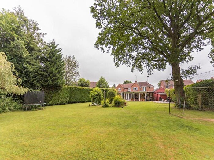 5 Bedroom House To Rent In Goaters Road, Ascot, Berkshire, SL5