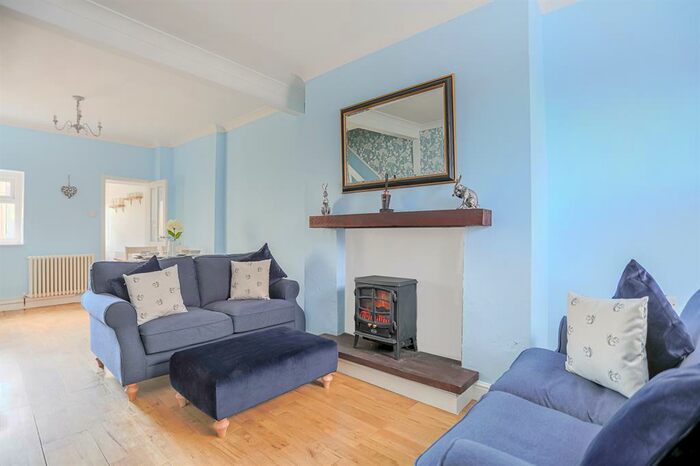 2 Bedroom Terraced House To Rent In Beckside, Beverley, East Yorkshire, HU17