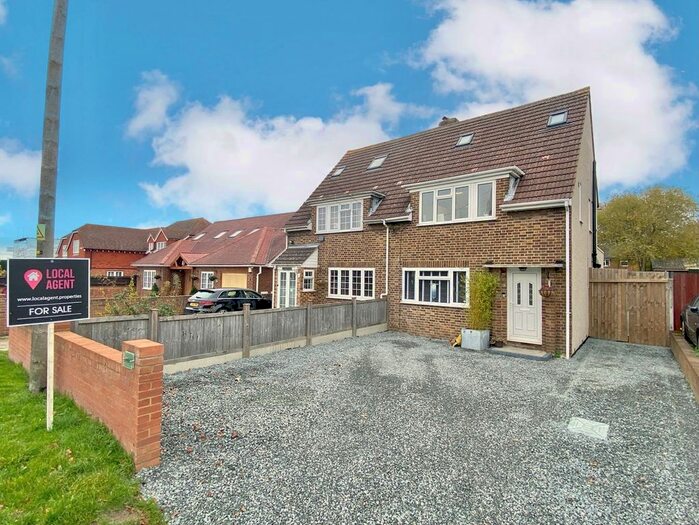 Houses for sale & to rent in DA3 7DA, Johns Close, Hartley And Hodsoll