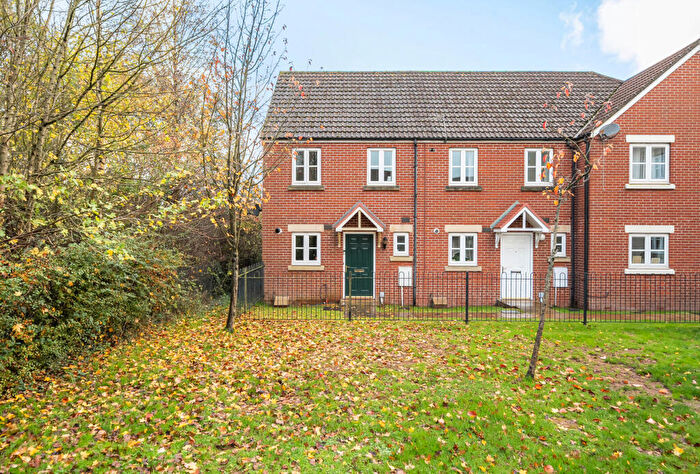 2 Bedroom End Of Terrace House For Sale In Blackcurrant Drive, Long Ashton, Bristol, BS41