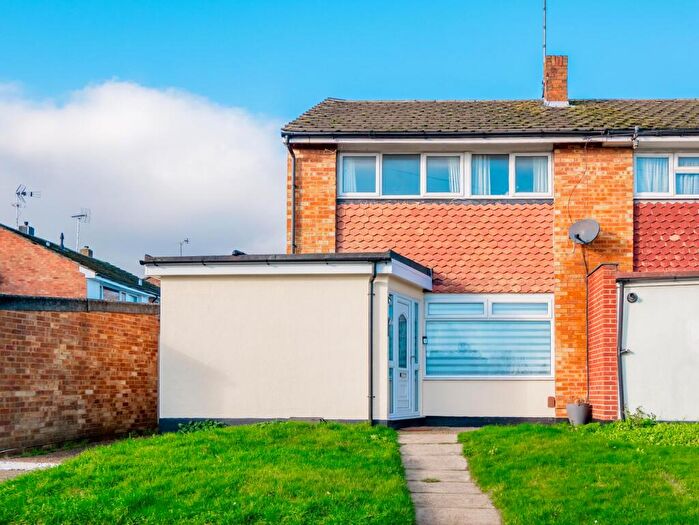 3 Bedroom End Of Terrace House For Sale In Cornec Chase, Leigh-On-Sea, SS9