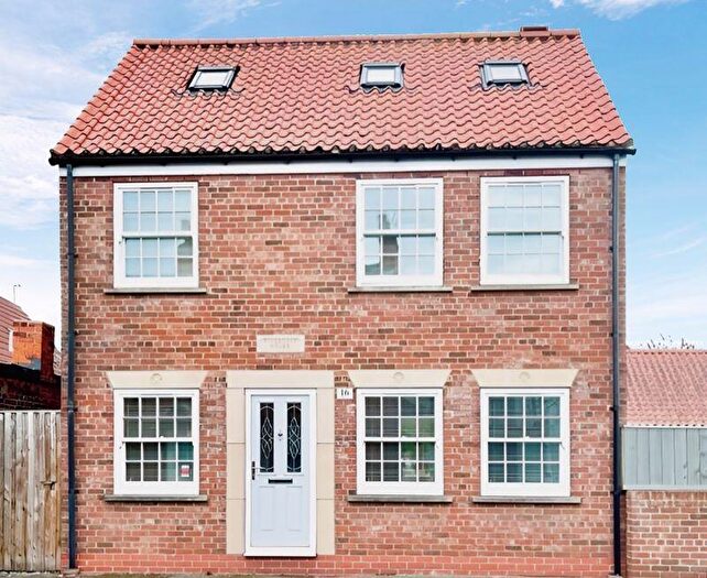 3 Bedroom Detached House For Sale In Baxtergate, Hedon, HU12