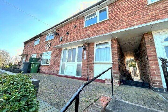 3 Bedroom Property To Rent In Beaumont Leys Lane, Leicester, LE4
