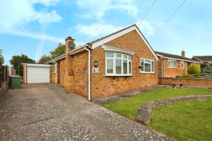 3 Bedroom Detached Bungalow For Sale In Saltersford Road, Grantham, NG31