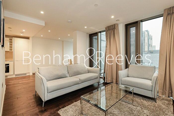 1 Bedroom Apartment To Rent In Lavender Place, Royal Mint Street, Tower Hill, E1