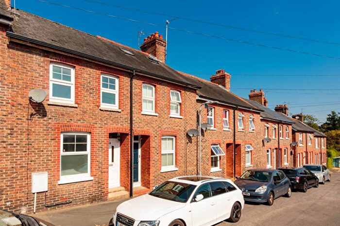 3 Bedroom Terraced House For Sale In Alexandra Road, Uckfield, TN22