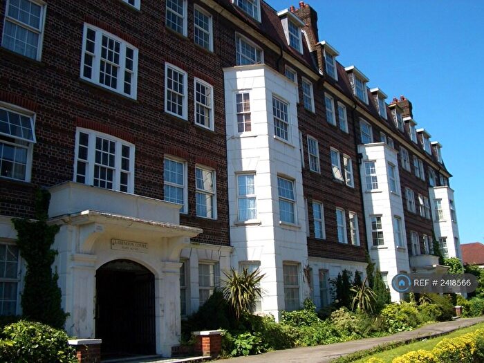 4 Bedroom Flat To Rent In Sidmouth Road, London, NW2